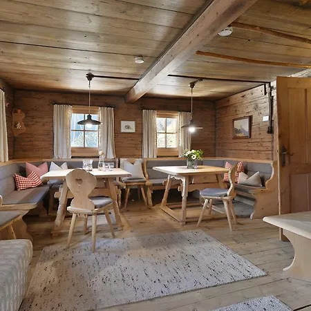 Bauernhaus&appartement Goldschmied Apartment Fuegenberg